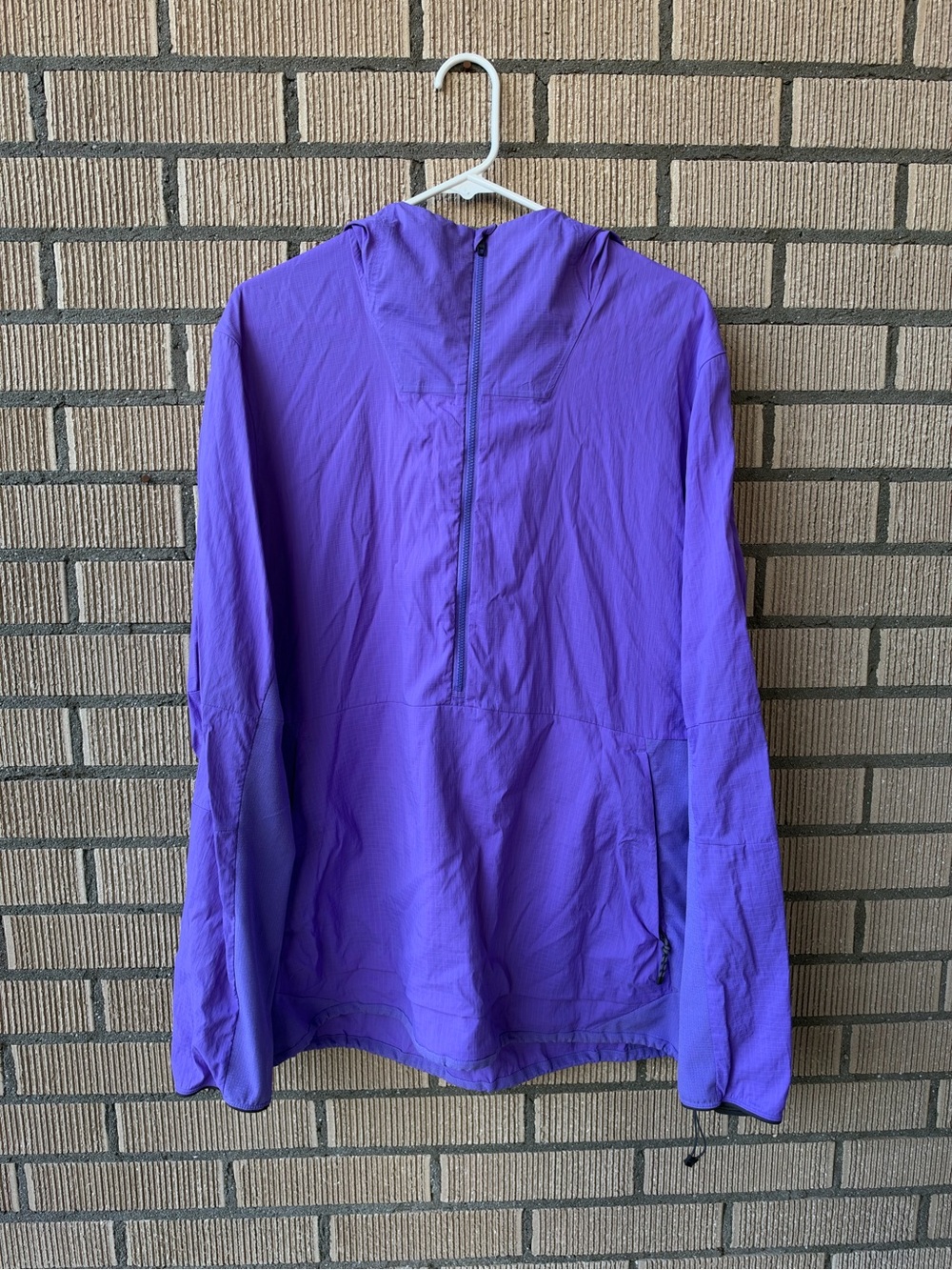 Lululemon men’s lightweight anorak